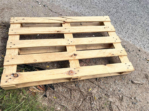 Pallet Gỗ 1